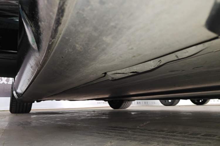 Used Tesla Model 3 2021 Standard Range Rear-Drive Upgraded Version Right Side Sill