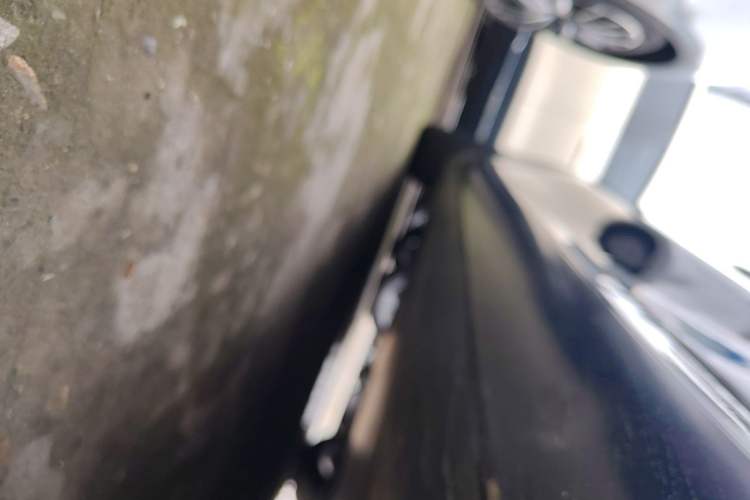 Used Tesla Model 3 2021 Standard Range Rear-Wheel Drive Upgraded Version 3D6 Right Side Sill