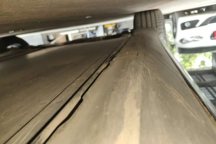 Used Tesla Model 3 2021 Standard Range Rear-Drive Upgraded Version Right Side Sill