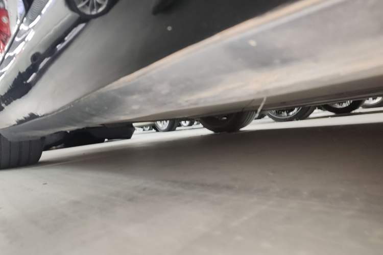 Used Tesla Model 3 2021 Standard Range Rear-Wheel Drive Upgraded Version 3D6 Right Side Sill