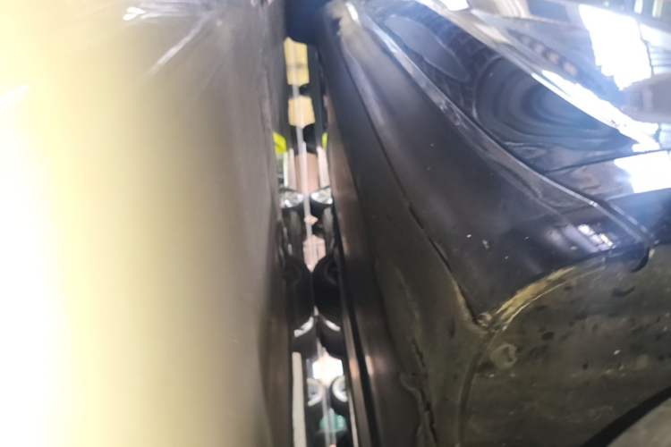 Used Tesla Model 3 2021 Standard Range Rear-Drive Upgraded Version Right Side Sill