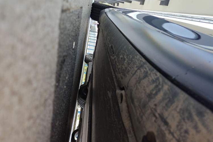 Used Tesla Model 3 2021 Standard Range Rear-Wheel Drive Upgraded Version 3D6 Right Side Sill