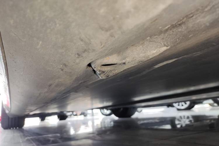 Used Tesla Model 3 2021 Standard Range Rear-Wheel Drive Upgraded Version 3D6 Right Side Sill