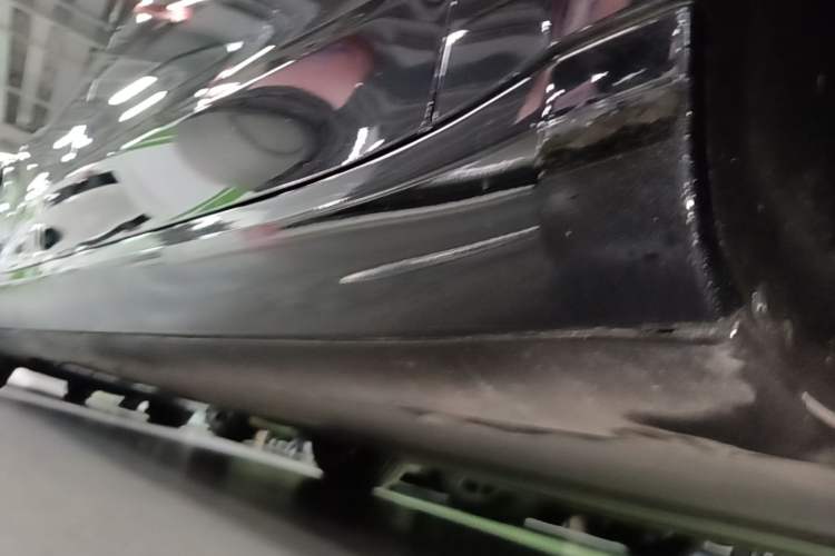 Used Tesla Model 3 2021 Standard Range Rear-Drive Upgraded Version Right Side Sill