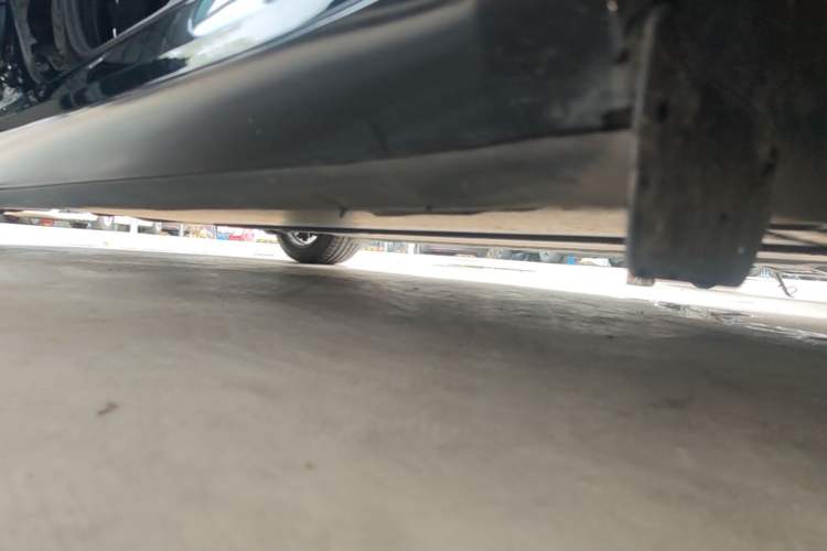 Used Tesla Model 3 2021 Standard Range Rear-Wheel Drive Upgraded Version 3D6 Right Side Sill