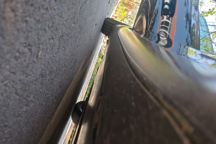 Used Tesla Model 3 2021 Standard Range Rear-Drive Upgraded Version Right Side Sill