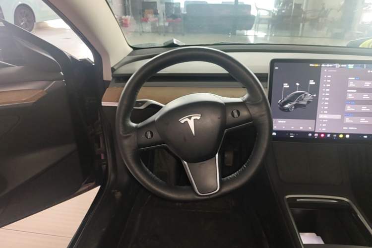 Used Tesla Model 3 2021 Standard Range Rear-Wheel Drive Upgraded Version 3D6 Steering Wheel