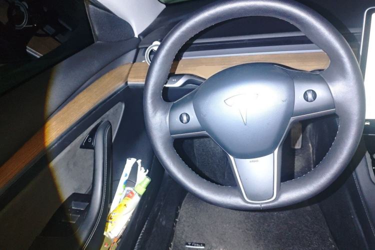 Used Tesla Model 3 2021 Standard Range Rear-Wheel Drive Upgraded Version 3D6 Steering Wheel
