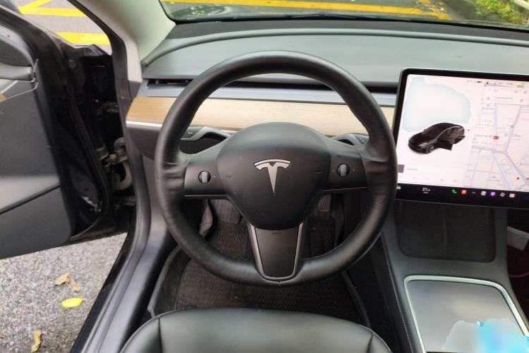 Used Tesla Model 3 2021 Standard Range Rear-Wheel Drive Upgraded Version 3D6 Steering Wheel