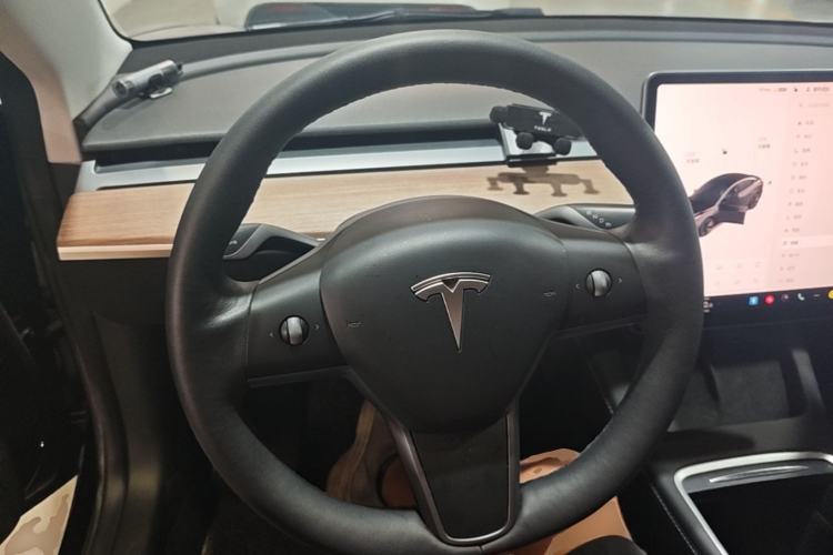 Used Tesla Model 3 2021 Standard Range Rear-Wheel Drive Upgraded Version 3D6 Steering Wheel