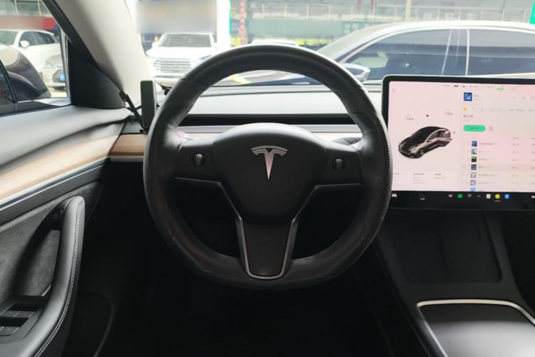 Used Tesla Model 3 2021 Standard Range Rear-Wheel Drive Upgraded Version 3D6 Steering Wheel