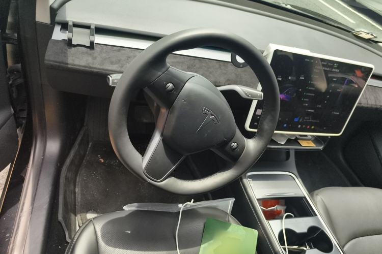 Used Tesla Model 3 2021 Standard Range Rear-Wheel Drive Upgraded Version 3D6 Steering Wheel