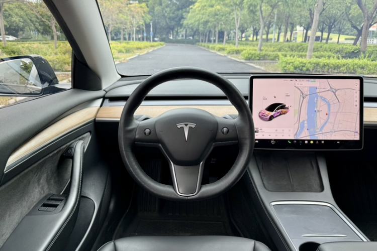 Used Tesla Model 3 2021 Standard Range Rear-Wheel Drive Upgraded Version 3D6 Steering Wheel