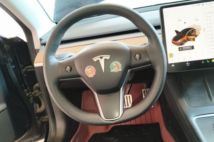 Used Tesla Model 3 2021 Revised Performance Version with All-Wheel Drive 3D1 Steering Wheel