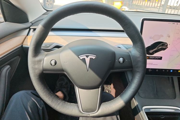 Used Tesla Model 3 2021 Standard Range Rear-Wheel Drive Upgraded Version 3D6 Steering Wheel