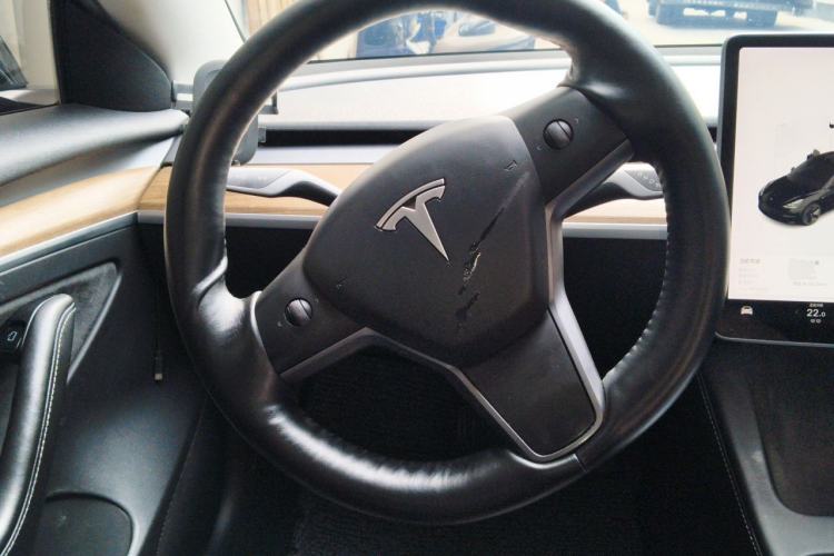 Used Tesla Model 3 2021 Standard Range Rear-Wheel Drive Upgraded Version 3D6 Steering Wheel