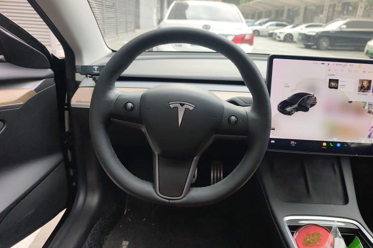 Used Tesla Model 3 2021 Performance High-Performance All-Wheel-Drive Version Steering Wheel