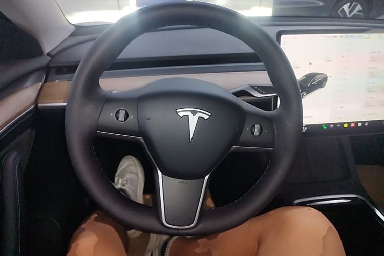 Used Tesla Model 3 2021 Standard Range Rear-Wheel Drive Upgraded Version 3D6 Steering Wheel