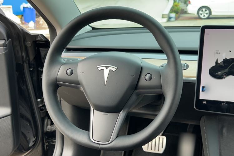 Used Tesla Model 3 2021 Performance High-Performance All-Wheel-Drive Version Steering Wheel