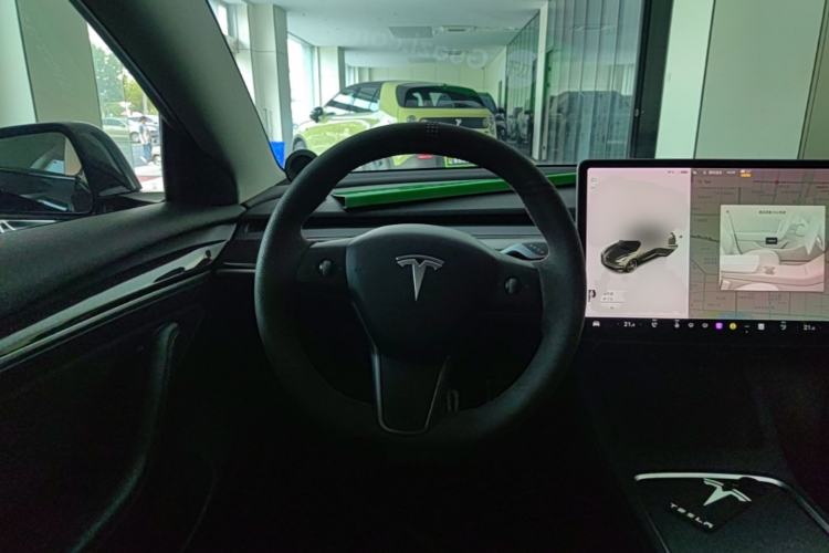 Used Tesla Model 3 2021 Revised Performance Version with All-Wheel Drive 3D1 Steering Wheel