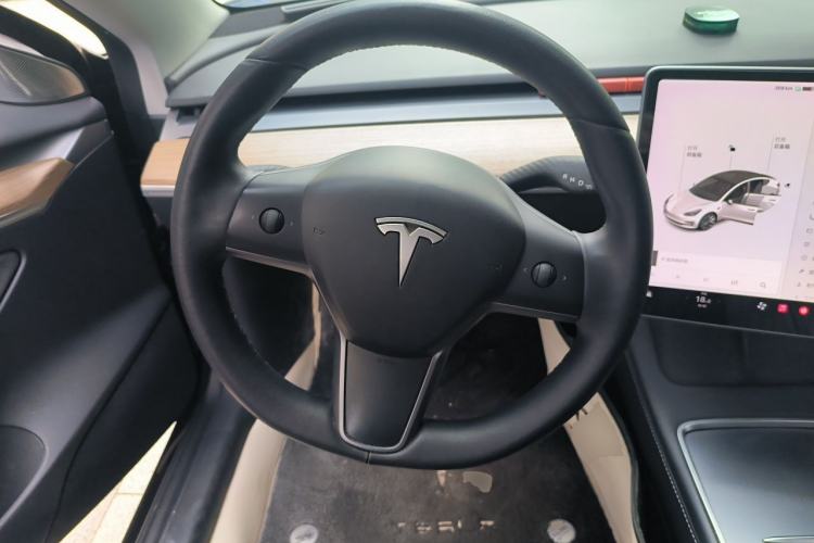 Used Tesla Model 3 2021 Standard Range Rear-Wheel Drive Upgraded Version 3D6 Steering Wheel