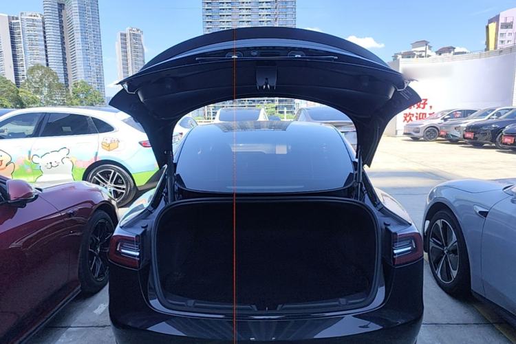 Used Tesla Model 3 2021 Performance High-Performance All-Wheel-Drive Version Trunk