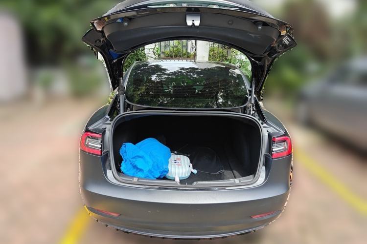 Used Tesla Model 3 2021 Performance High-Performance All-Wheel-Drive Version Trunk