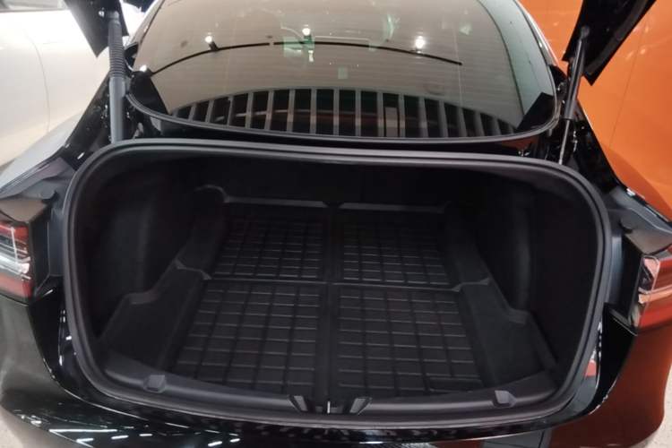 Used Tesla Model 3 2021 Standard Range Rear-Drive Upgraded Version Trunk