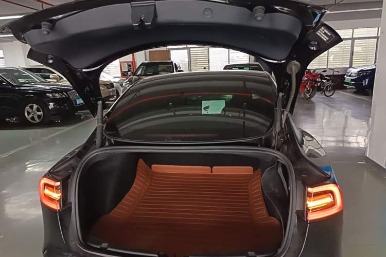 Used Tesla Model 3 2021 Standard Range Rear-Drive Upgraded Version Trunk