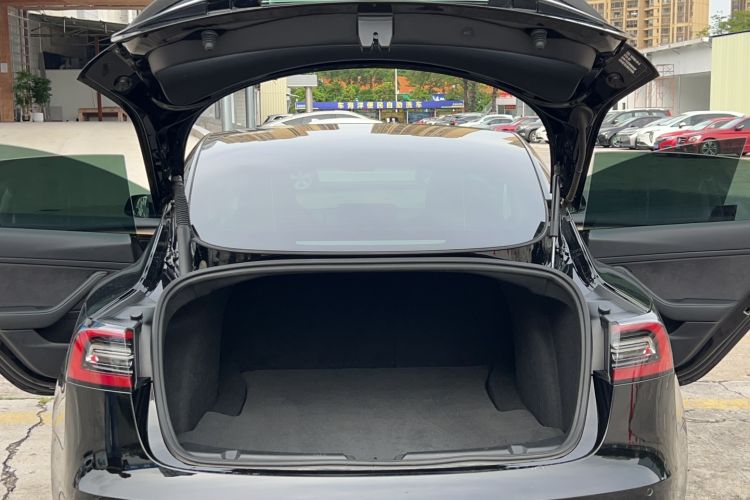 Used Tesla Model 3 2021 Performance High-Performance All-Wheel-Drive Version Trunk