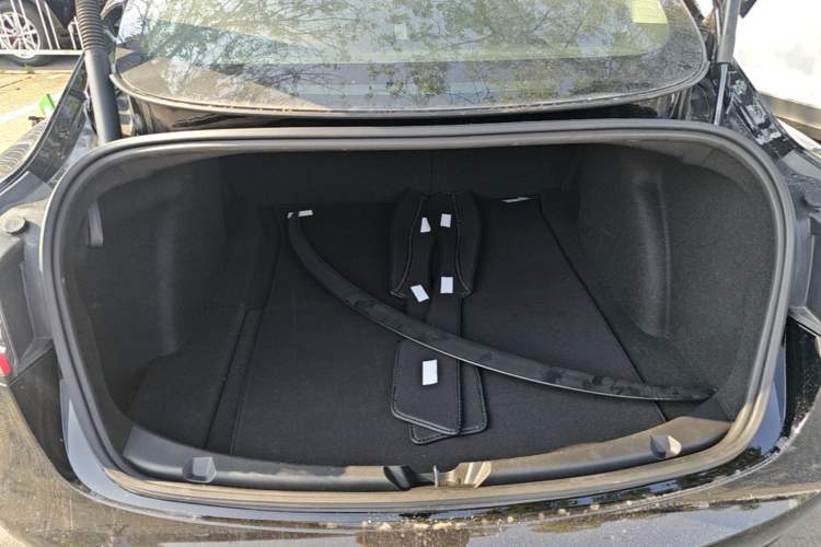 Used Tesla Model 3 2021 Standard Range Rear-Drive Upgraded Version Trunk