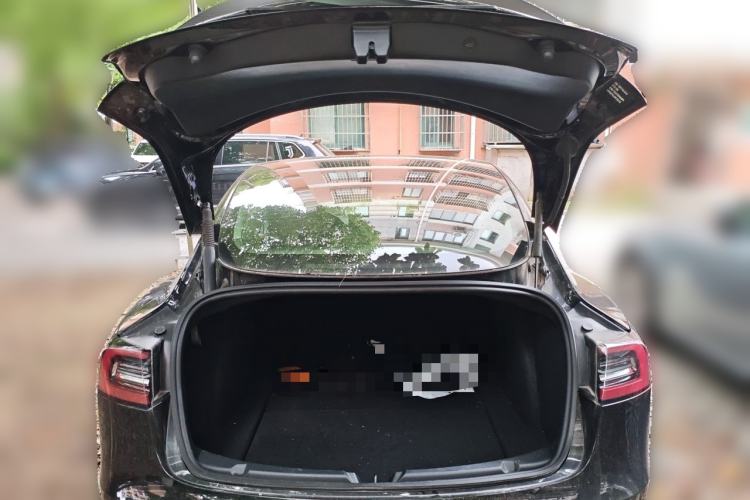 Used Tesla Model 3 2021 Revised Version II – Performance High-Performance All-Wheel-Drive Edition Trunk