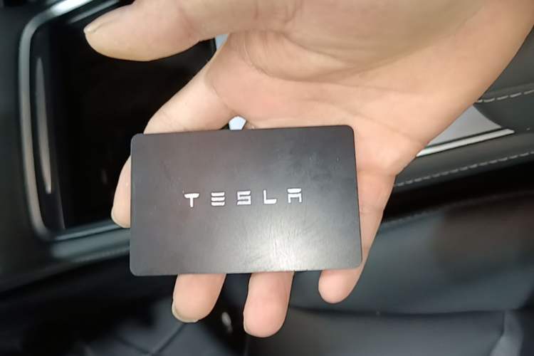 Used Tesla Model 3 2021 Standard Range Rear-Wheel Drive Upgraded Version 3D6 Vehicle Key