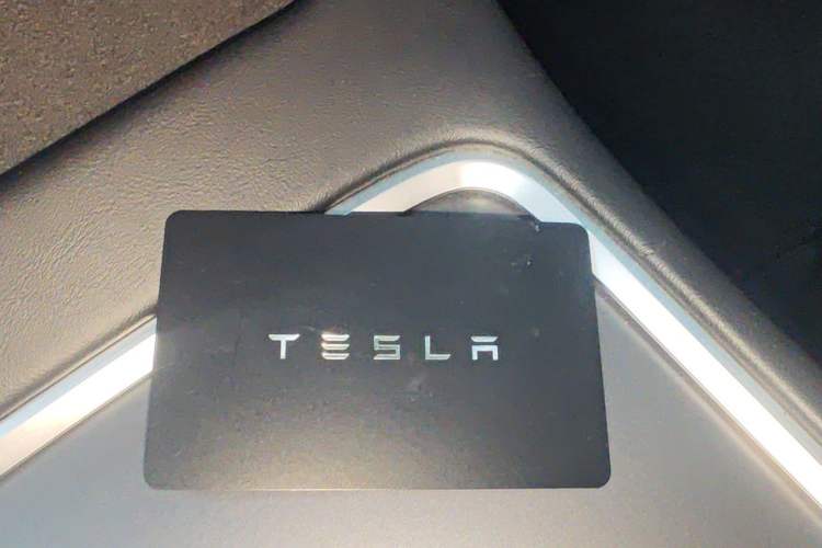 Used Tesla Model 3 2021 Standard Range Rear-Wheel Drive Upgraded Version 3D6 Vehicle Key