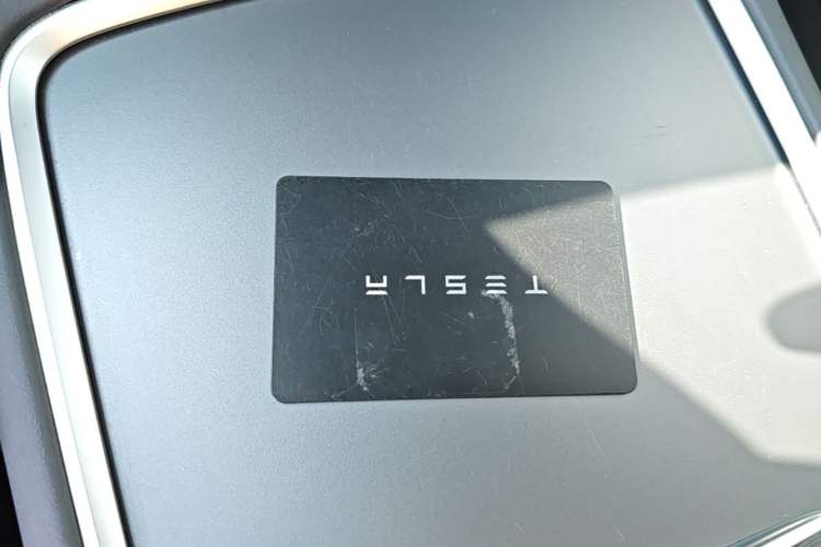 Used Tesla Model 3 2021 Revised Version Standard Range Rear-Wheel Drive Upgraded Edition 3D1 Vehicle Key