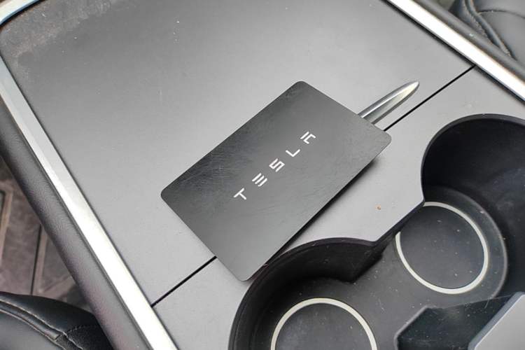 Used Tesla Model 3 2021 Revised Version Standard Range Rear-Wheel Drive Upgraded Edition 3D1 Vehicle Key
