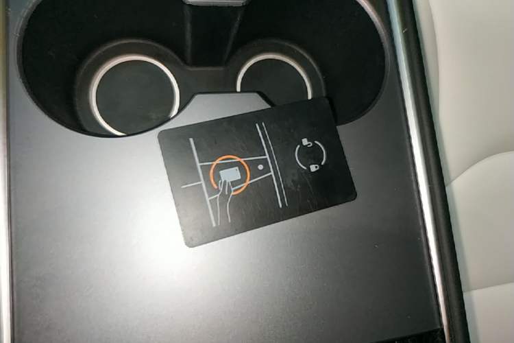 Used Tesla Model 3 2021 Performance High-Performance All-Wheel-Drive Version Vehicle Key