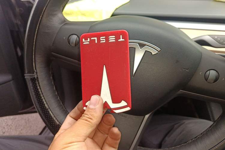 Used Tesla Model 3 2021 Revised Version Standard Range Rear-Wheel Drive Upgraded Edition 3D1 Vehicle Key