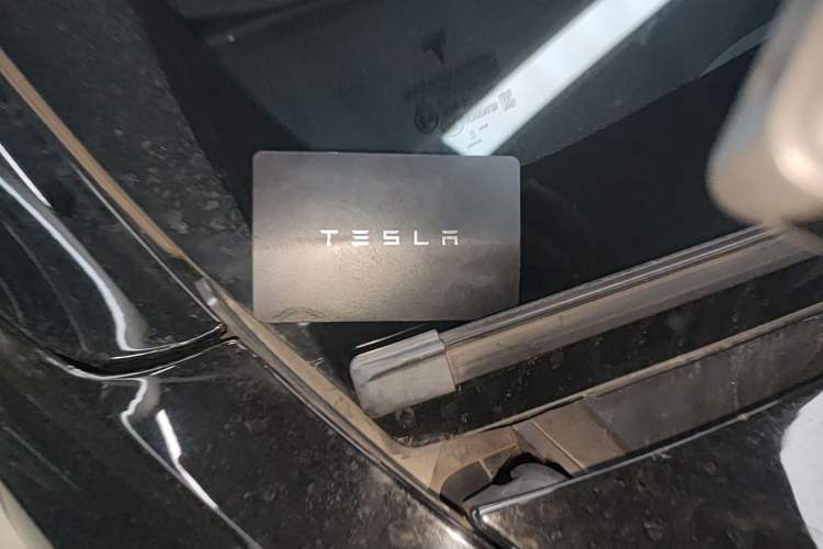 Used Tesla Model 3 2021 Standard Range Rear-Wheel Drive Upgraded Version 3D6 Vehicle Key