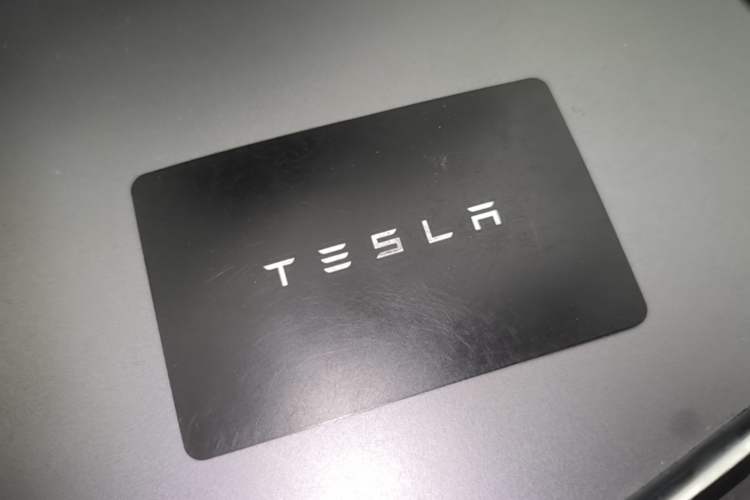 Used Tesla Model 3 2021 Revised Version Standard Range Rear-Wheel Drive Upgraded Edition 3D1 Vehicle Key