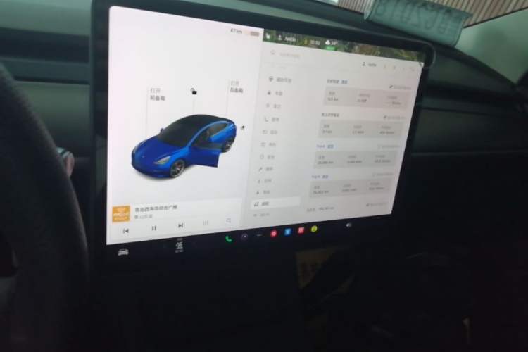 Used Tesla Model 3 2021 Performance High-Performance All-Wheel-Drive Version Audio And AC Panel