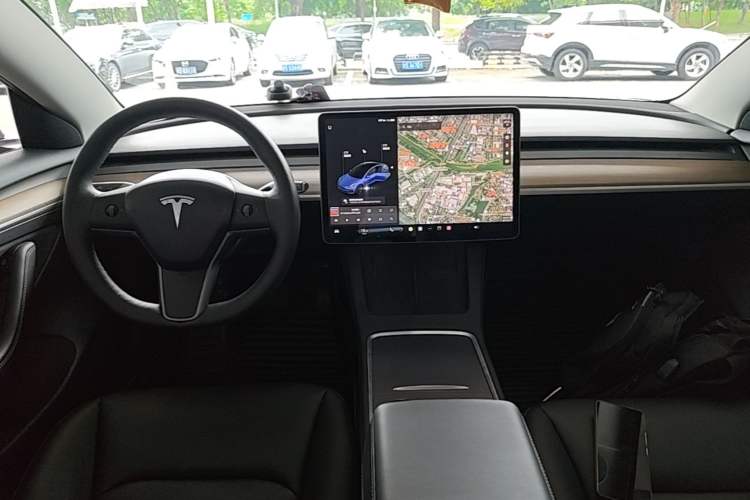Used Tesla Model 3 2021 Standard Range Rear-Drive Upgraded Version Center Console