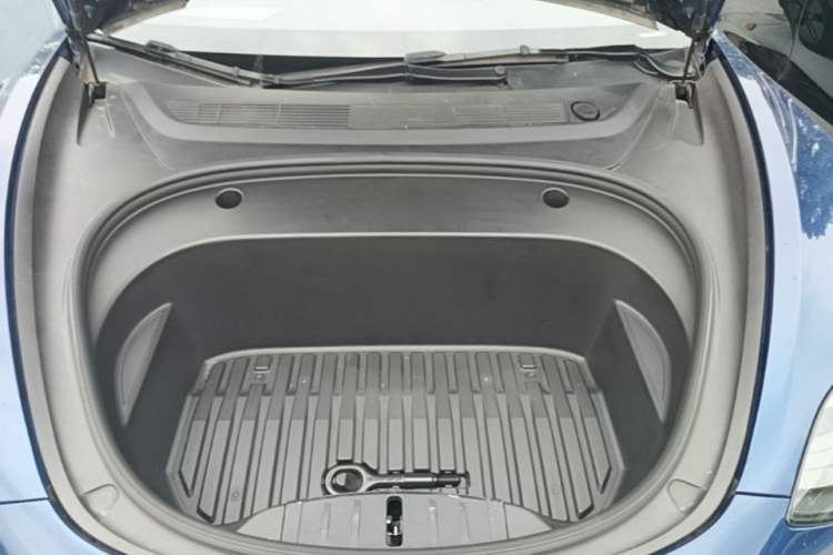 Used Tesla Model 3 2021 Standard Range Rear-Drive Upgraded Version Engine Bay