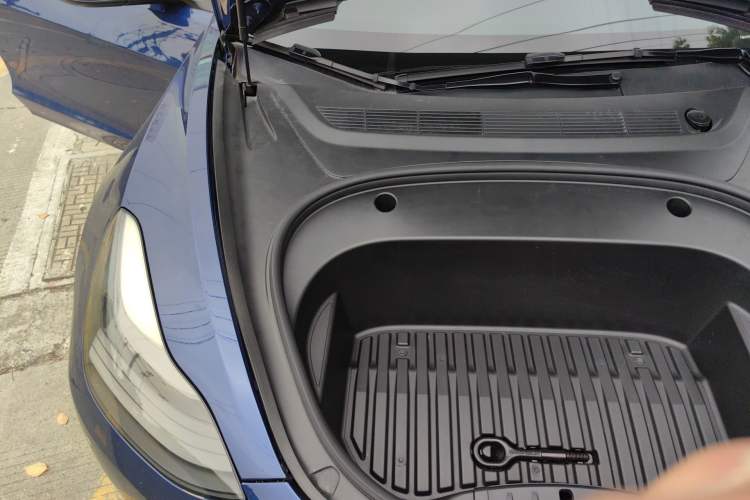 Used Tesla Model 3 2021 Performance High-Performance All-Wheel-Drive Version Engine Bay Right