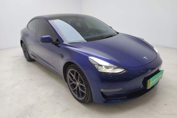 Used Tesla Model 3 2021 Performance High-Performance All-Wheel-Drive Version Front Right 45 Deg