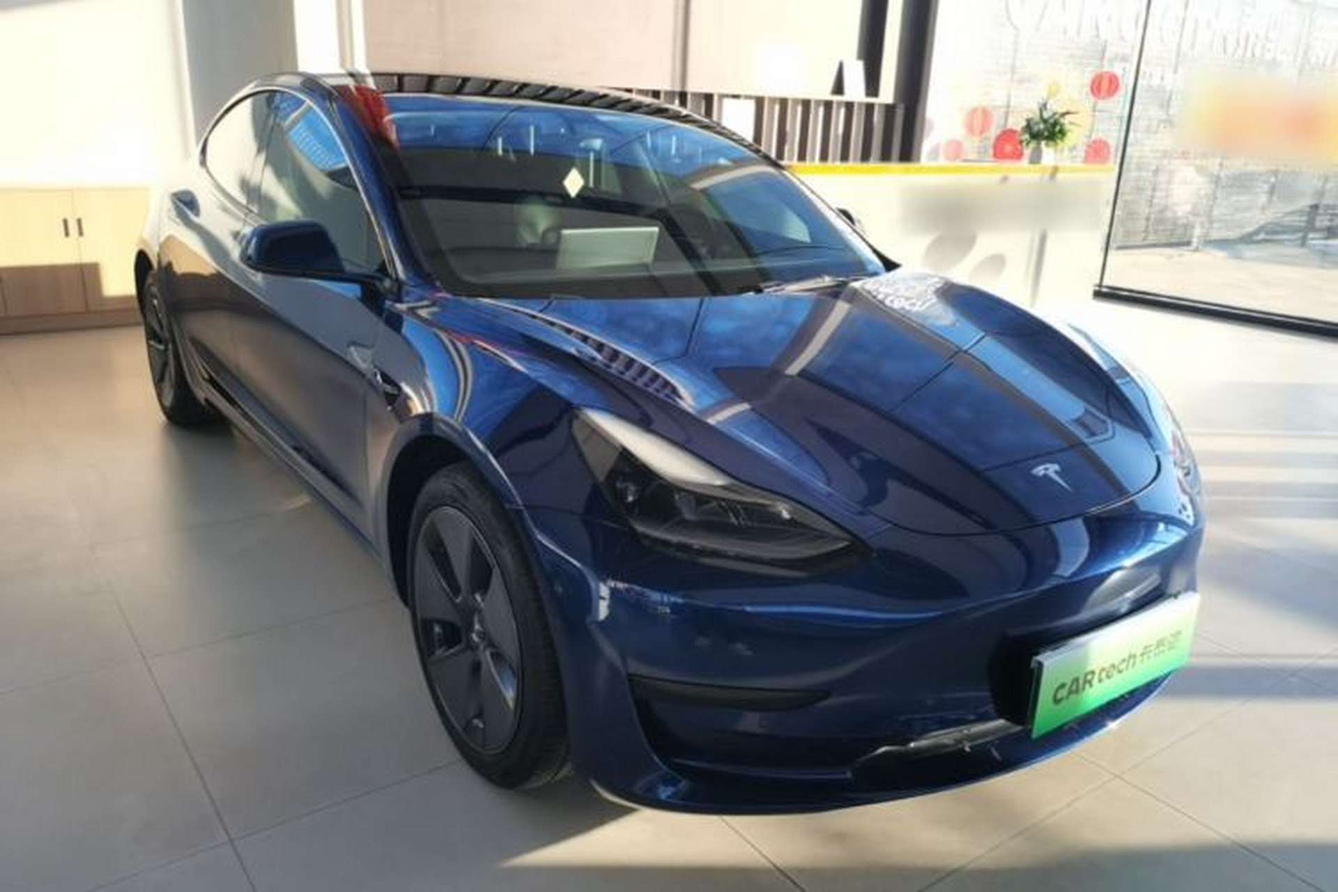 Used Tesla Model 3 2021 Standard Range Rear-Drive Upgraded Version Front Right 45 Deg