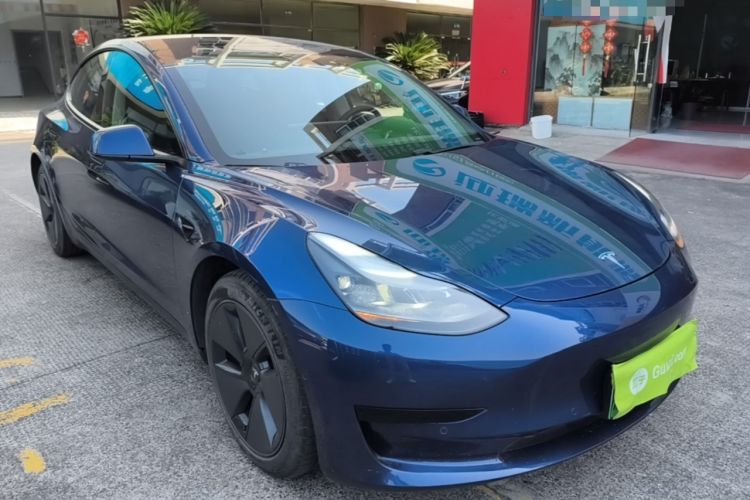 Used Tesla Model 3 2021 Standard Range Rear-Drive Upgraded Version Front Right 45 Deg
