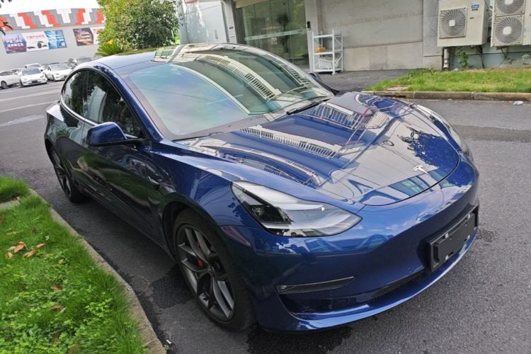 Used Tesla Model 3 2021 Revised Version II – Performance High-Performance All-Wheel-Drive Edition Front Right 45 Deg
