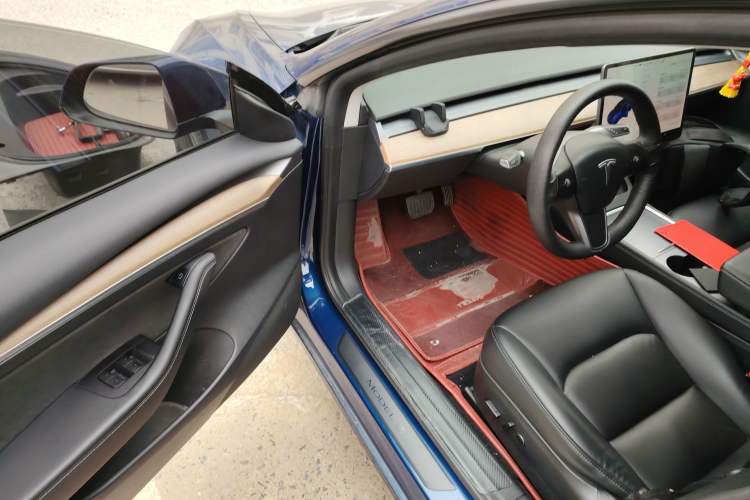Used Tesla Model 3 2021 Standard Range Rear-Drive Upgraded Version Interior 3