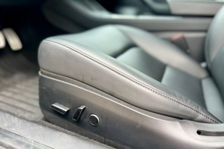 Used Tesla Model 3 2021 Performance High-Performance All-Wheel-Drive Version Interior 7